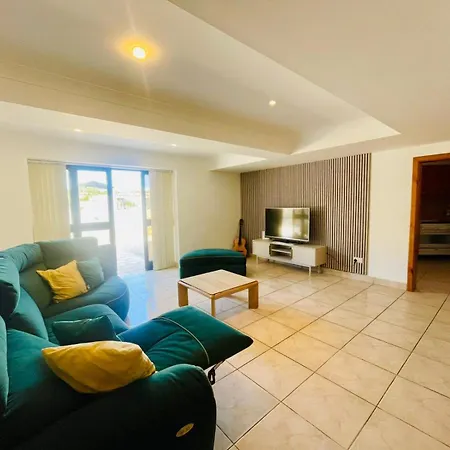 Seaview Octagon With Private Pool *