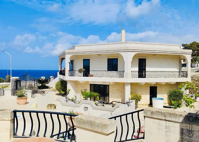 Seaview Octagon With Private Pool *