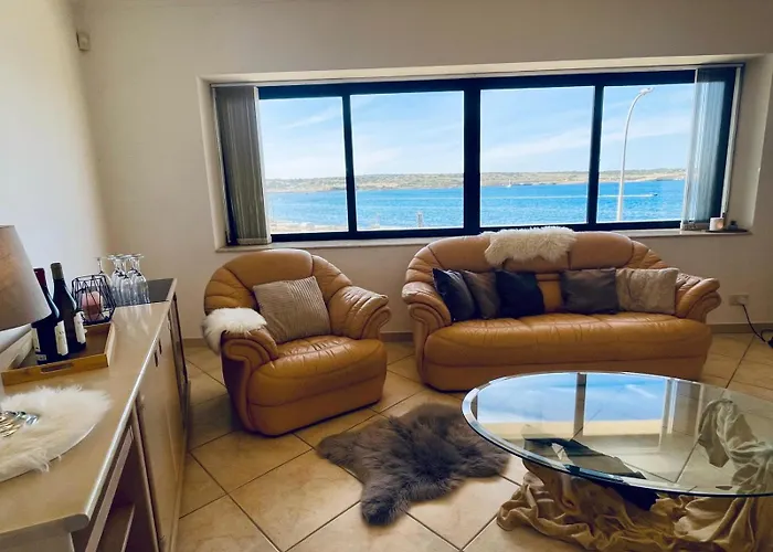 Seaview Octagon With Private Pool *