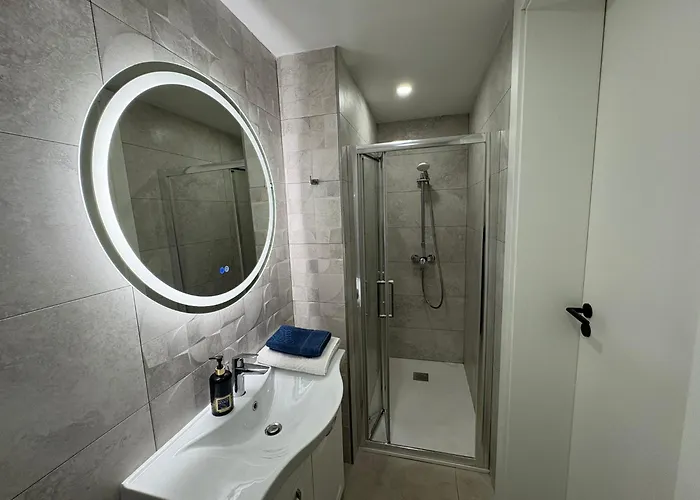 Seaview Octagon With Private Pool *