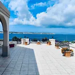 Seaview Octagon With Private Pool Ghajn Zejtuna