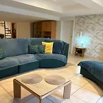 Seaview Octagon With Private Pool *