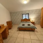 Seaview Octagon With Private Pool Villa Ghajn Zejtuna
