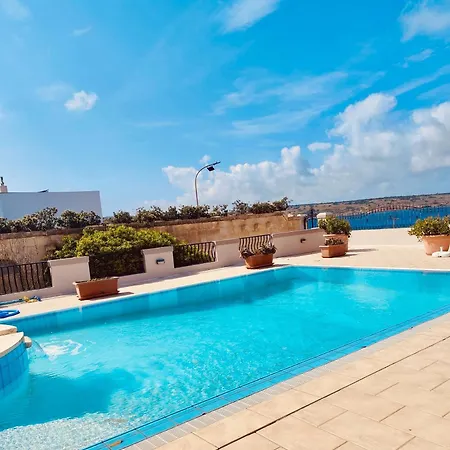 Seaview Octagon With Pool & Outdoor Whirlpool Villa