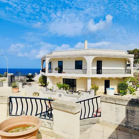 Seaview Octagon With Pool & Outdoor Whirlpool *
