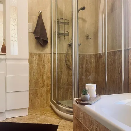 Seaview Octagon With Private Pool * Ghajn Zejtuna