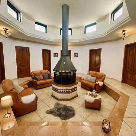 ヴィラ Seaview Octagon Villa With Private Pool Għajn Żejtuna