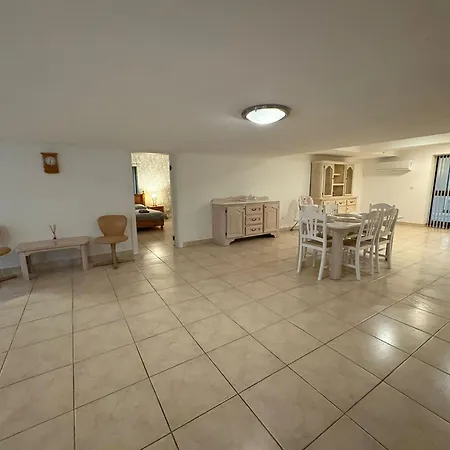 Seaview Octagon With Private Pool * Għajn Żejtuna
