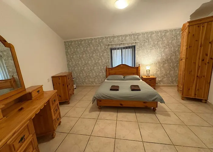 Seaview Octagon With Private Pool Villa Ghajn Zejtuna